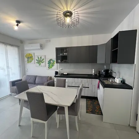 Teoribi Vista Mare *